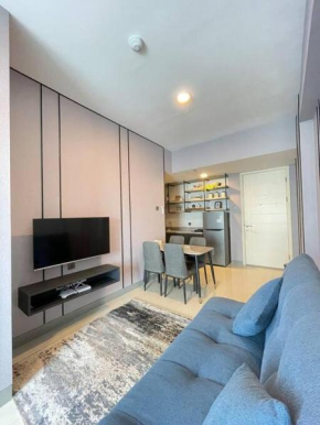 Lux 2 Br Anderson above Pakuwon mall center